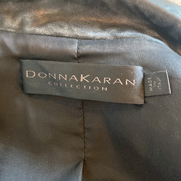 Italy Donna Karan Collection black lambskin leather blazer. - Picture 11 of 13